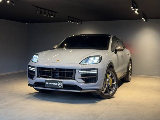 PORSCHE CAYENNE 4.0 V8 GASOLINA TURBO GT COUPÉ AWD TIPTRONIC S PORSCHE CAYENNE 4.0 V8 GASOLINA TURBO GT COUPÉ AWD TIPTRONIC S